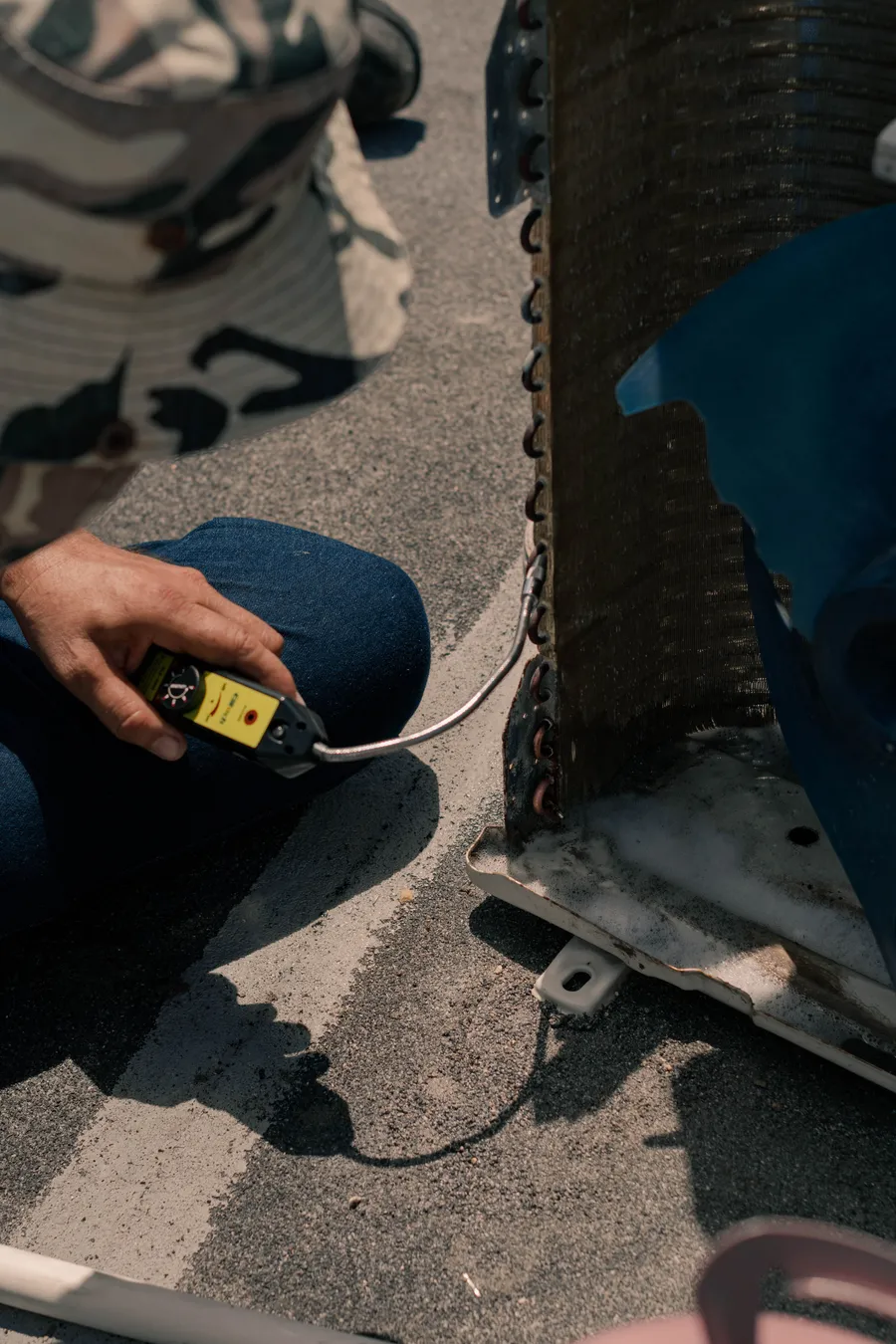 Air conditioning repair service